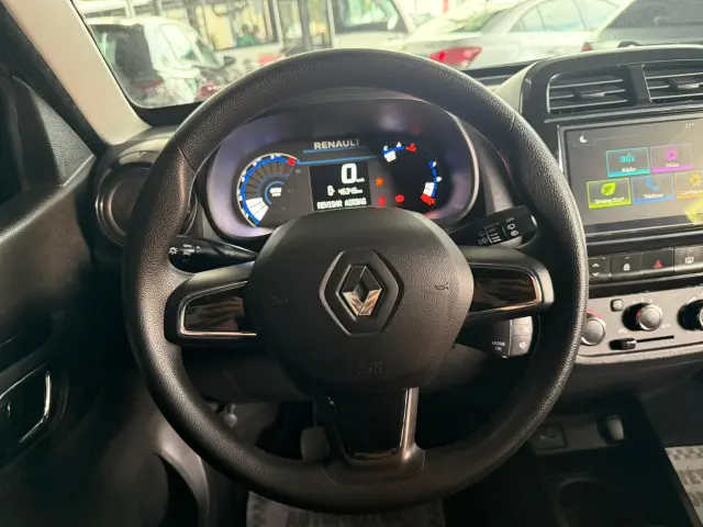 Foto 11 de Renault KWID 1.0 INTENSE