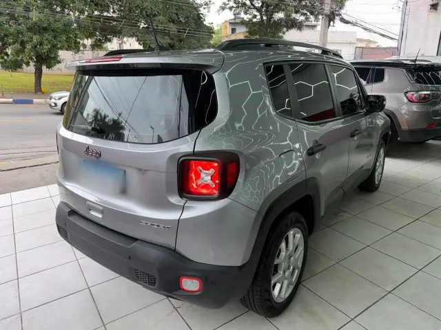 Foto 3 de Jeep RENEGADE 1.8 SPORT