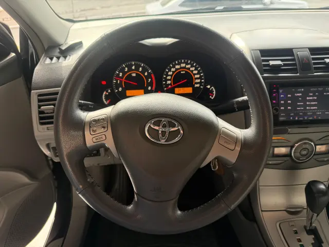 Foto 11 de Toyota COROLLA 1.8 GLI