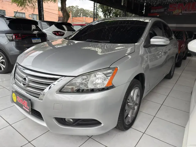 Foto 2 de Nissan SENTRA 2.0 UNIQUE