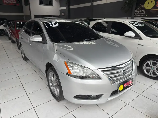 Foto 5 de Nissan SENTRA 2.0 UNIQUE