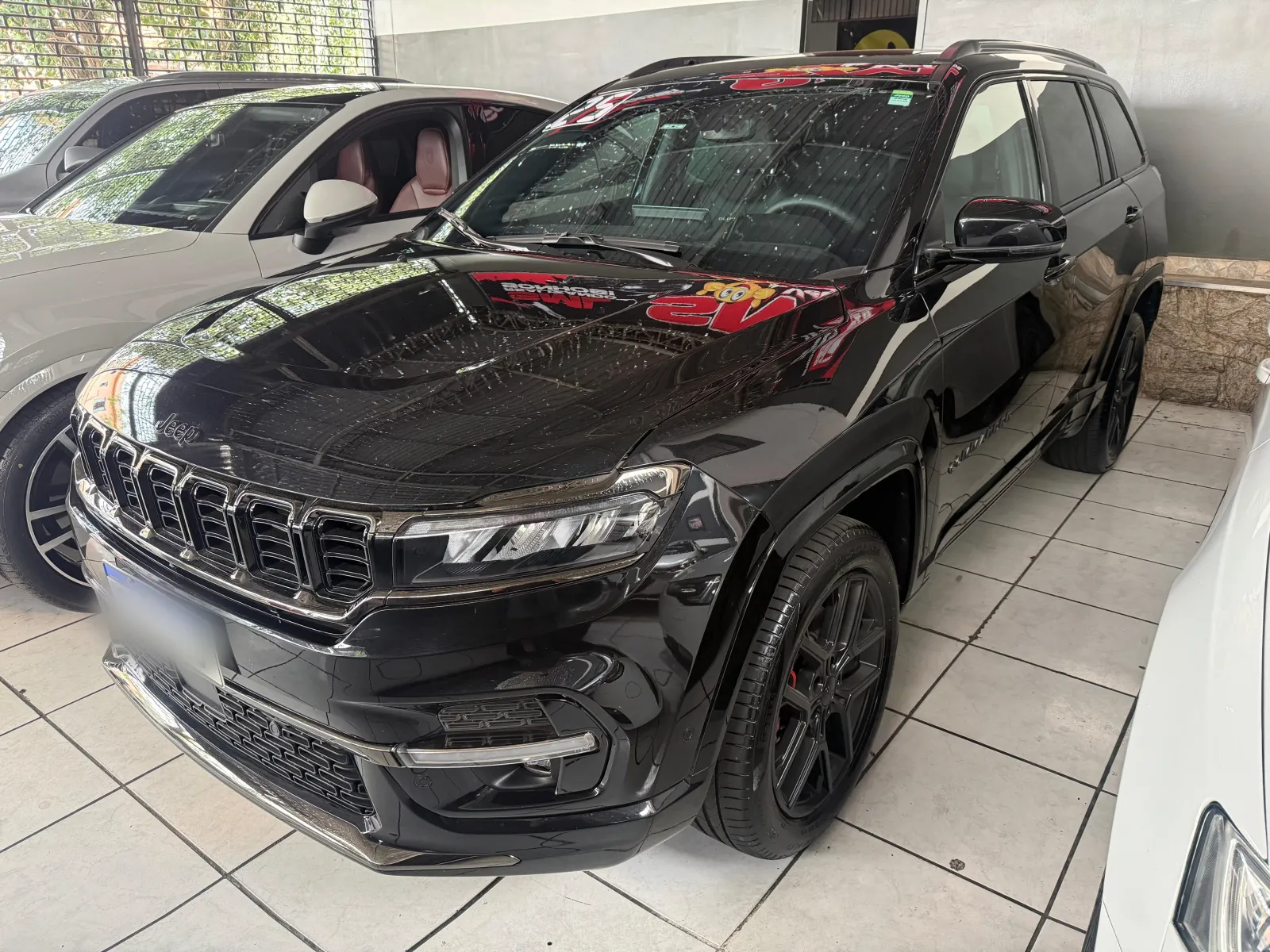 Jeep COMMANDER 2.0 BLACK HAWK HURRICANE