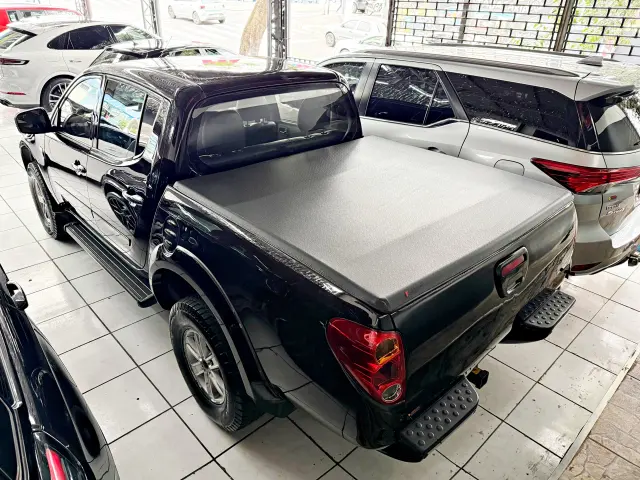 Foto 6 de Mitsubishi L200 3.5 TRITON HPE