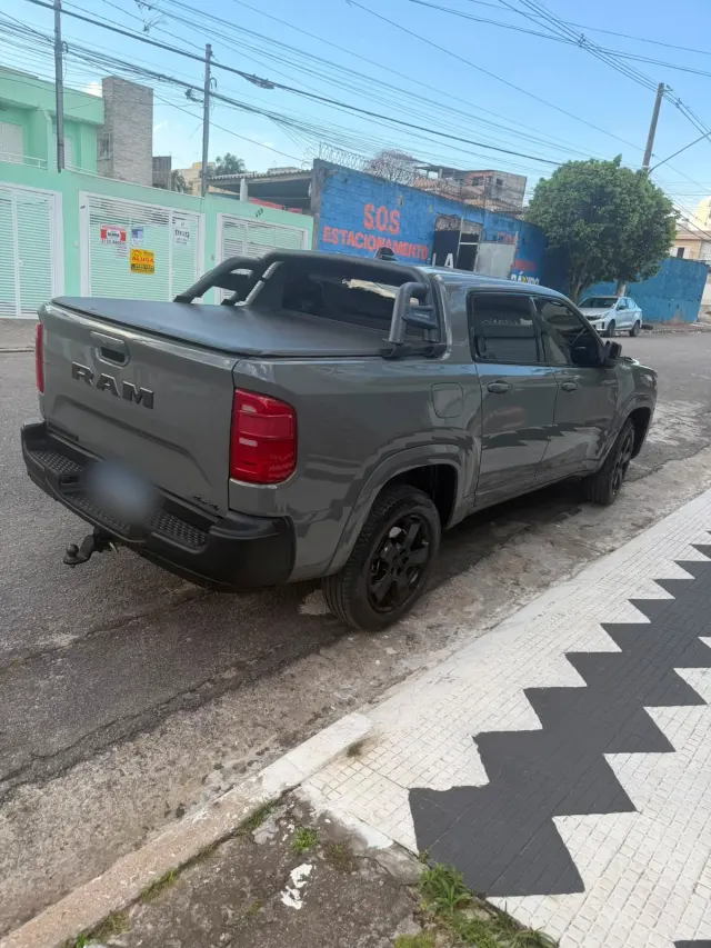 Foto 2 de RAM RAMPAGE 2.2 LARAMIE
