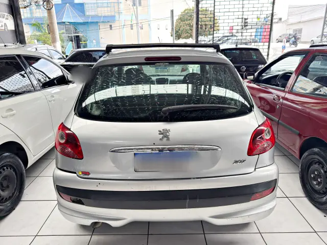 Foto 4 de Peugeot 207 1.4 XR