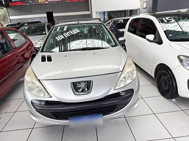 Foto 2 de Peugeot 207 1.4 XR
