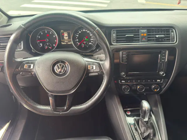 Foto 10 de Volkswagen JETTA 2.0 HIGHLINE