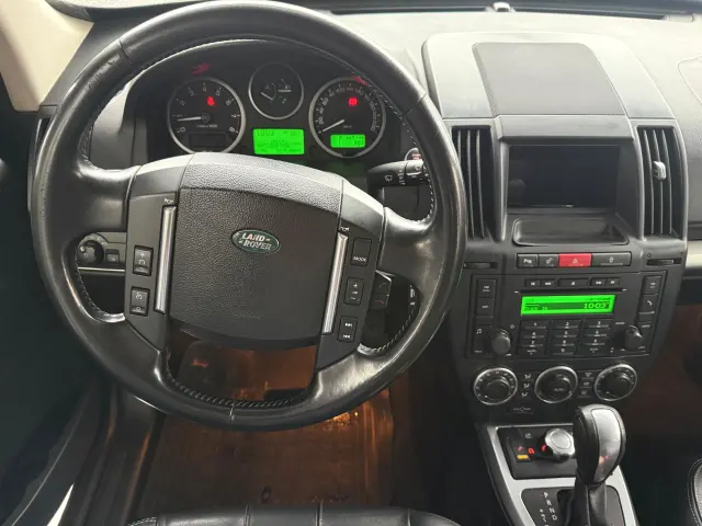 Foto 10 de Range Rover FREELANDER 3.2 2I6 SE