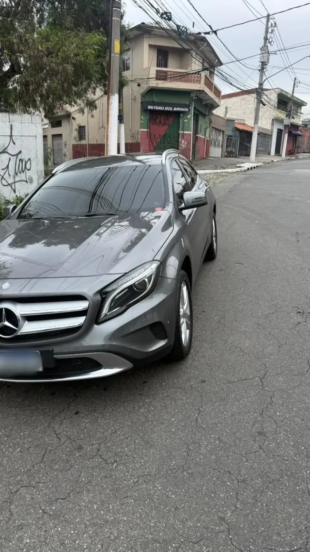 Foto 20 de Mercedes Benz GLA 200 1.6 ADVANCE