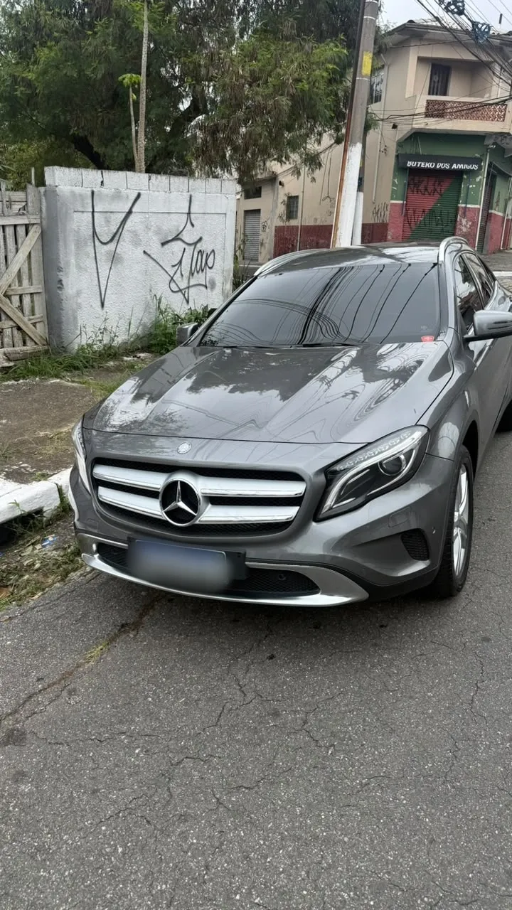 Mercedes Benz GLA 200 1.6 ADVANCE