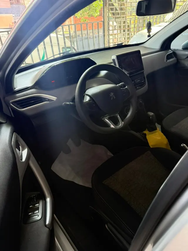 Foto 8 de Peugeot 208 1.2 ACTIVE