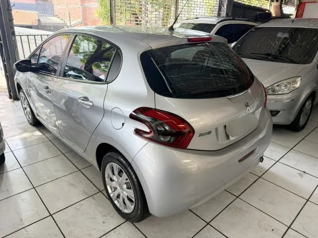 Foto 3 de Peugeot 208 1.2 ACTIVE