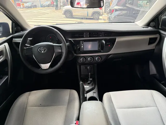 Foto 13 de Toyota COROLLA 1.8 GLI