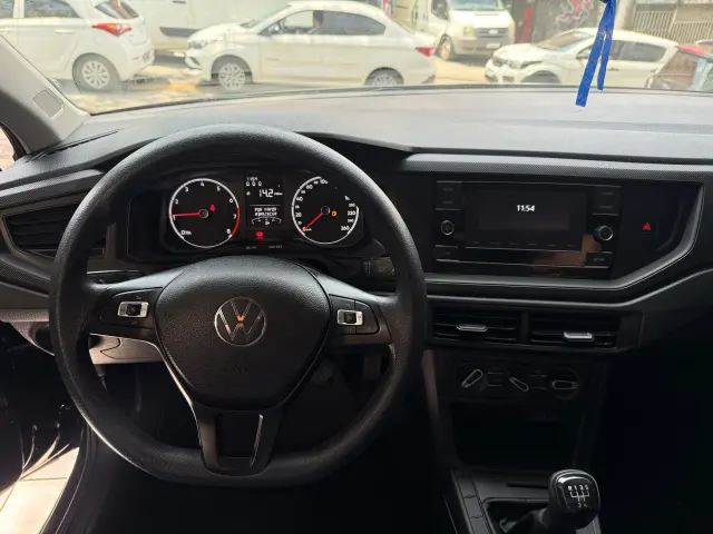 Foto 10 de Volkswagen POLO 1.0 TRACK