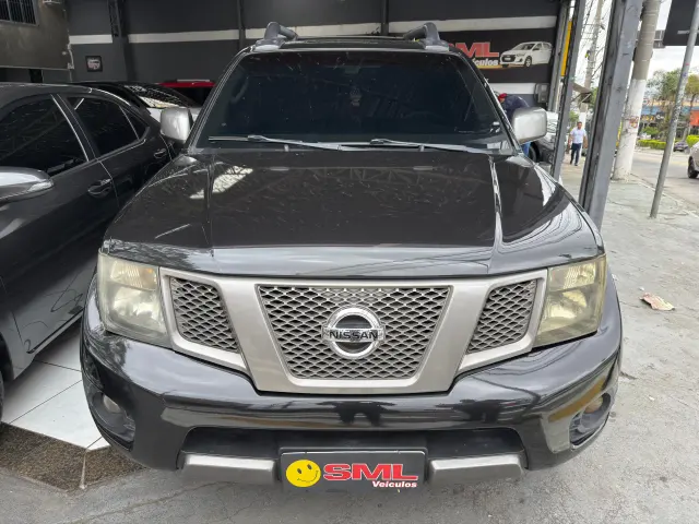 Foto 4 de Nissan FRONTIER 2.5 SV ATTACK