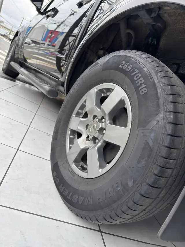 Foto 7 de Nissan FRONTIER 2.5 SV ATTACK