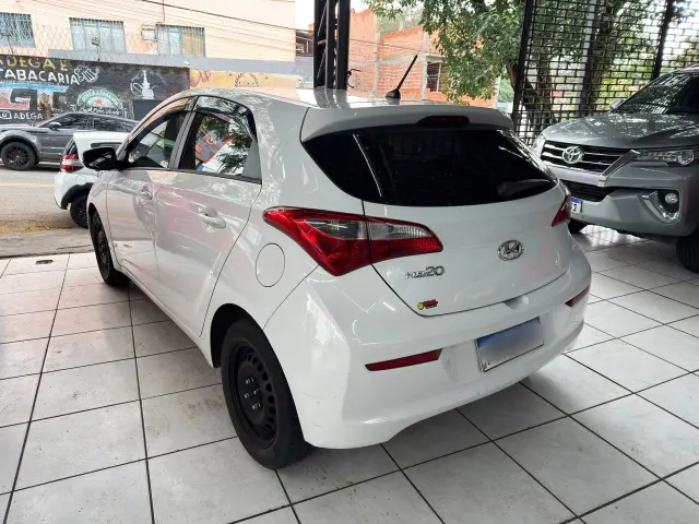 Foto 3 de Hyundai HB20 1.0 COMFORT