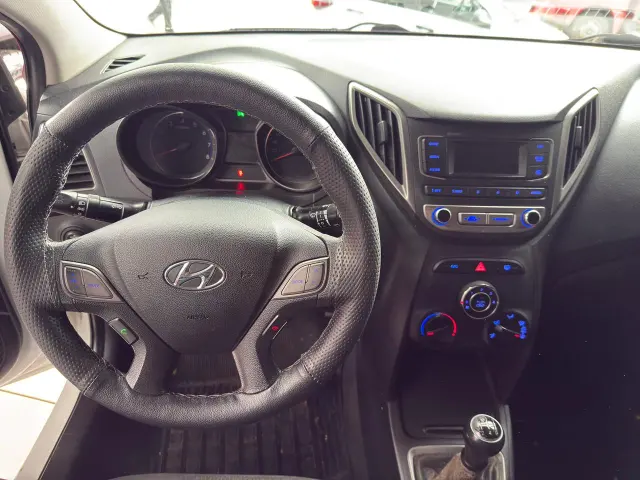 Foto 10 de Hyundai HB20 1.0 COMFORT