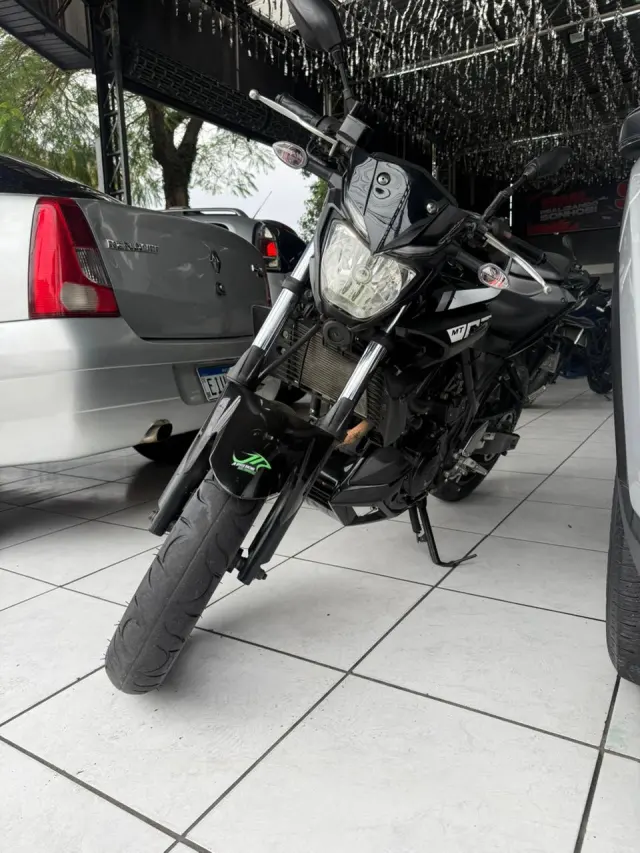 Foto 5 de Yamaha MT-03 321 ABS
